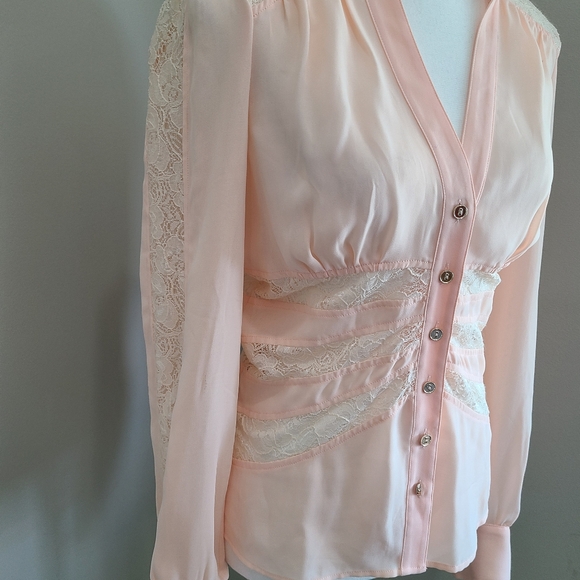BEBE BLUSH PINK LACE TOP SIZE SMALL - Picture 2 of 9